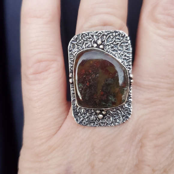 New Bloodstone 925 Silver Ring. - Picture 4 of 15